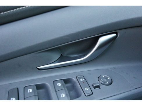 Certified 2025 Hyundai Elantra SEL image 20