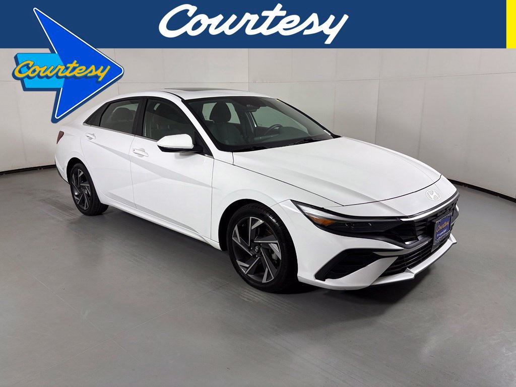 Used 2024 Hyundai Elantra SEL w/ Convenience Package FWD image 1