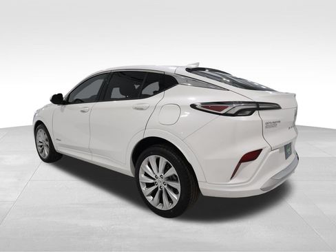 Used 2024 Buick Envista Avenir FWD image 2