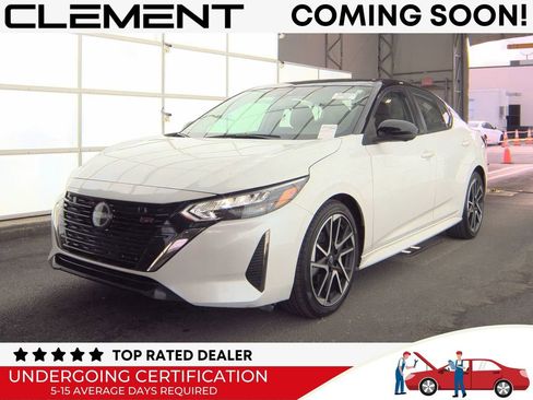 Used 2025 Nissan Sentra SR w/ SR Premium Package FWD image 1