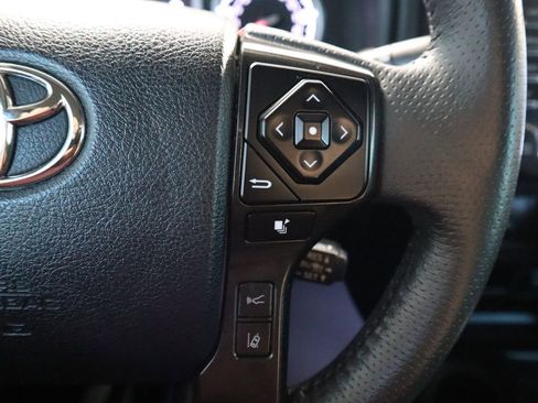 Used 2021 Toyota 4Runner TRD Off-Road image 12