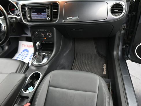 Used 2013 Volkswagen Beetle 2.5 image 41