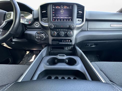 Used 2020 RAM 1500 Big Horn AWD/4WD image 11