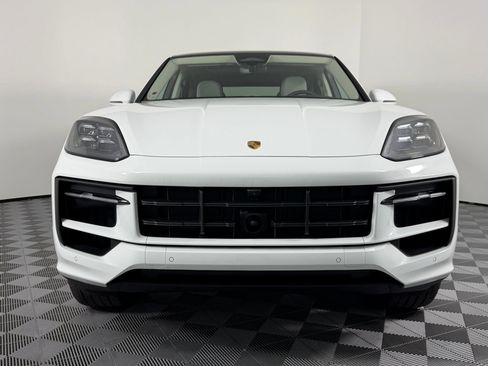 Certified 2026 Porsche Cayenne Coupe AWD/4WD image 6
