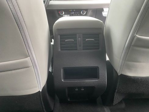 New 2026 Mitsubishi Outlander SE image 27