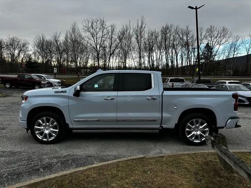 New 2026 Chevrolet Silverado 1500 High Country AWD/4WD image 6