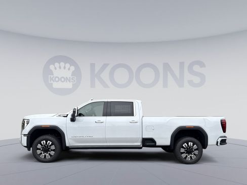 New 2026 GMC Sierra 3500 Denali w/ Denali Reserve Package AWD/4WD image 2