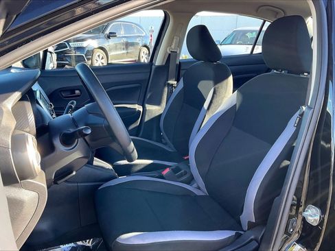 Used 2025 Nissan Versa S w/ Trunk Package image 21