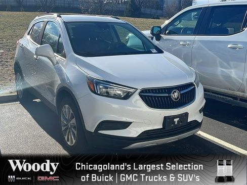 Used 2020 Buick Encore Preferred image 1