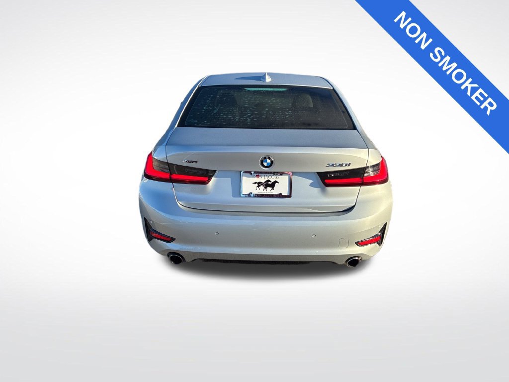 Used 2019 BMW 330i xDrive Sedan w/ Premium Package AWD/4WD image 4