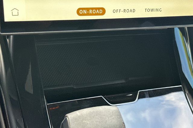 Certified 2025 Land Rover Range Rover Sport SE AWD/4WD image 20