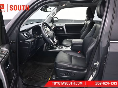 Used 2024 Toyota 4Runner Limited AWD/4WD image 9