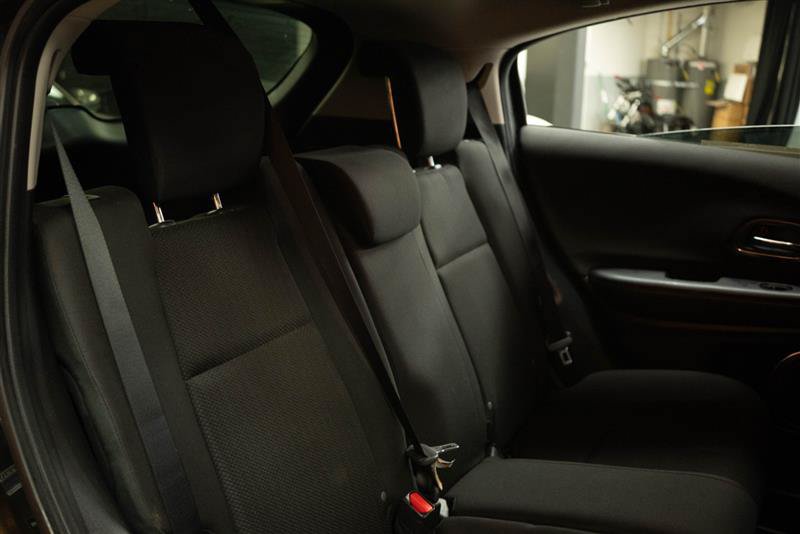 Used 2017 Honda HR-V EX image 15