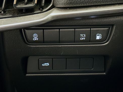 Used 2024 MAZDA CX-90 Plug-In Hybrid w/ Preferred image 17