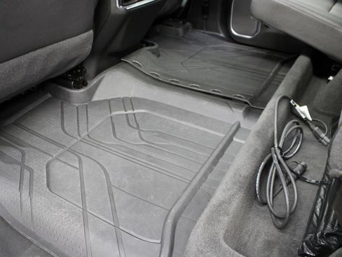 Used 2024 Chevrolet Silverado 1500 High Country w/ High Country Premium Package AWD/4WD image 73