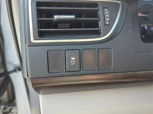 Used 2016 Toyota Camry LE image 25