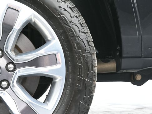 Used 2022 RAM 1500 Limited image 41