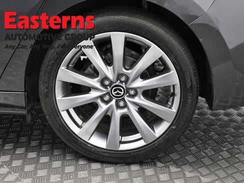 Used 2020 MAZDA MAZDA3 AWD Sedan w/ Preferred Package image 36