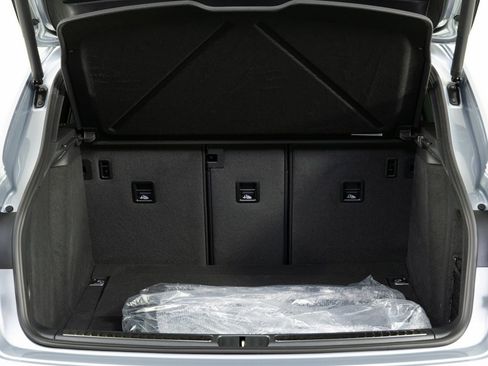 New 2026 Porsche Macan image 31