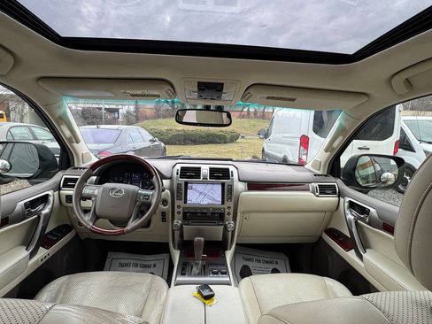 Used 2013 Lexus GX 460 Base AWD 4dr SUV image 23