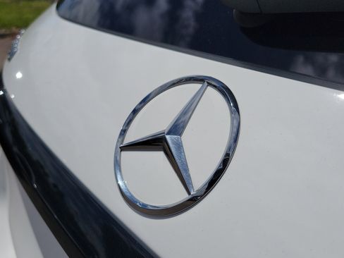 Certified 2026 Mercedes-Benz GLC 300 4MATIC image 7