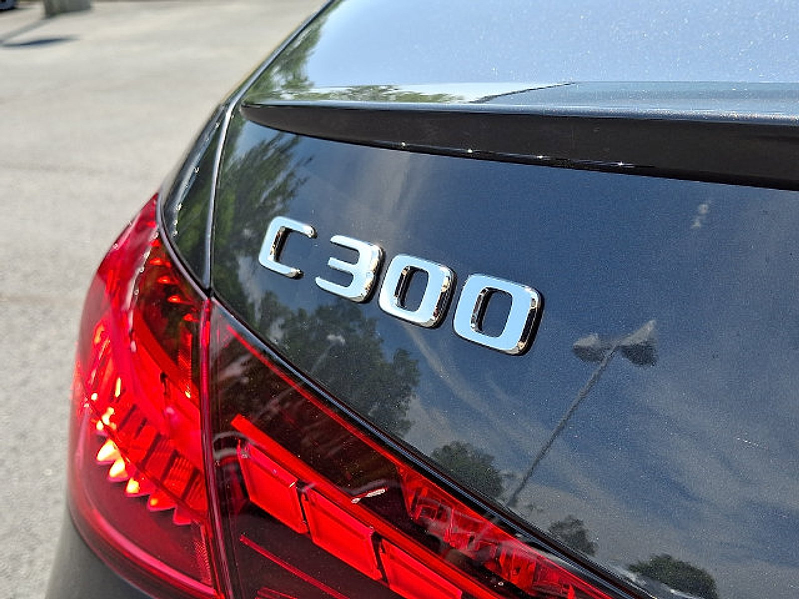 Used 2026 Mercedes-Benz C 300 4MATIC Sedan image 23