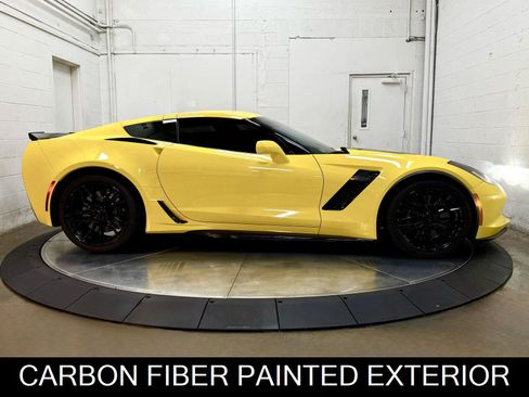 Used 2019 Chevrolet Corvette Z06 RWD image 11
