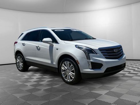 Used 2017 Cadillac XT5 Premium Luxury FWD image 7