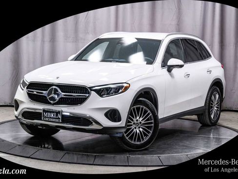 Certified 2026 Mercedes-Benz GLC 300 image 1