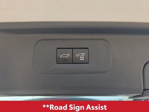 Used 2024 Toyota Grand Highlander XLE image 18