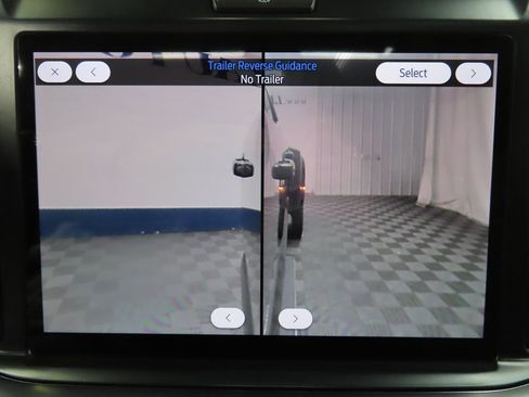 Used 2025 Ford F450 Platinum image 23