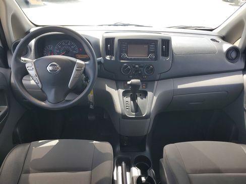 Used 2018 Nissan NV200 S w/ Cruise Control Package image 13