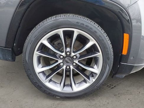 Used 2022 Jeep Wagoneer Series III w/ Premium Group I image 14