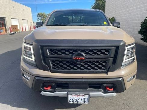Used 2021 Nissan Titan PRO-4X w/ Pro-4x Convenience Package AWD/4WD image 2