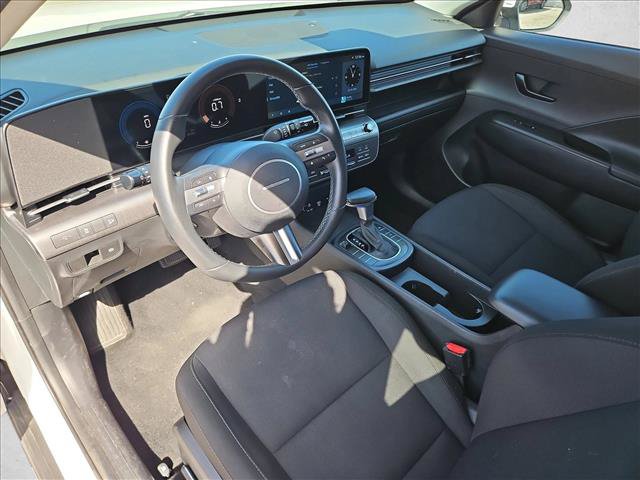 Used 2025 Hyundai Kona SEL FWD image 10