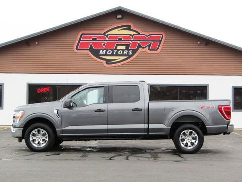 Used 2022 Ford F150 XLT w/ Equipment Group 301A Mid AWD/4WD image 4