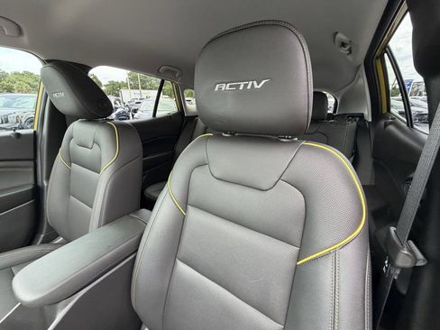 Used 2025 Chevrolet Trax ACTIV FWD image 20