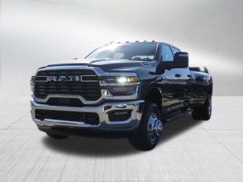New 2026 RAM 3500 Tradesman image 4