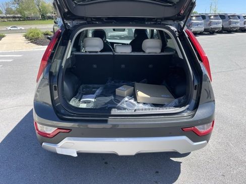 New 2025 Kia Niro EX image 26