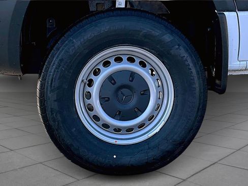 New 2026 Mercedes-Benz Sprinter 2500 image 17
