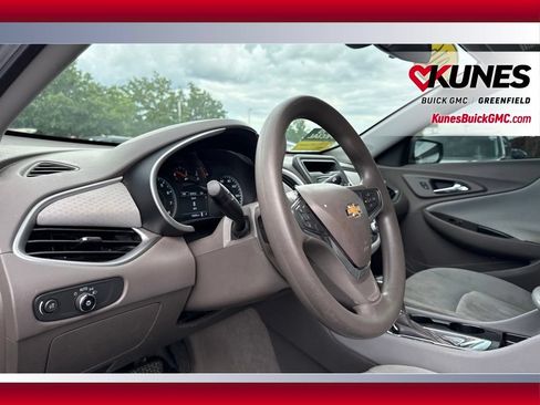 Used 2016 Chevrolet Malibu L FWD image 13