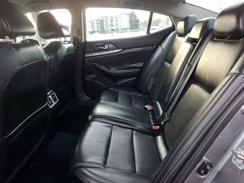 Used 2018 Nissan Maxima 3.5 SV image 10