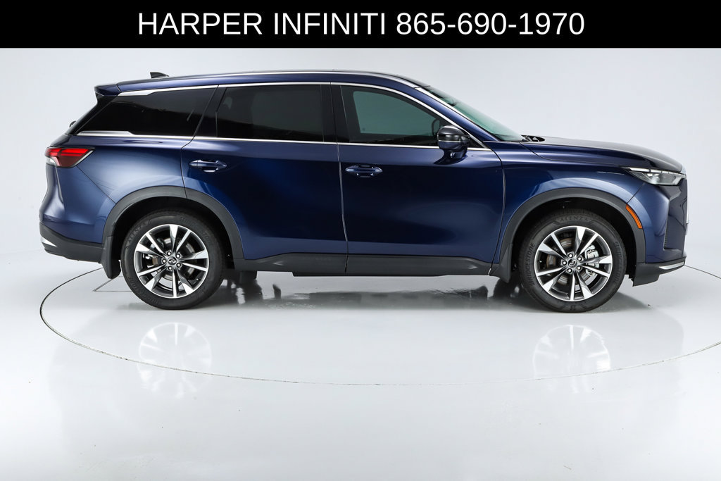 Used 2026 INFINITI QX60 Pure w/ Cargo Package FWD image 11