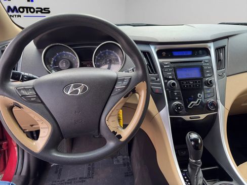 Used 2012 Hyundai Sonata GLS w/ Popular Equipment Pkg FWD image 11