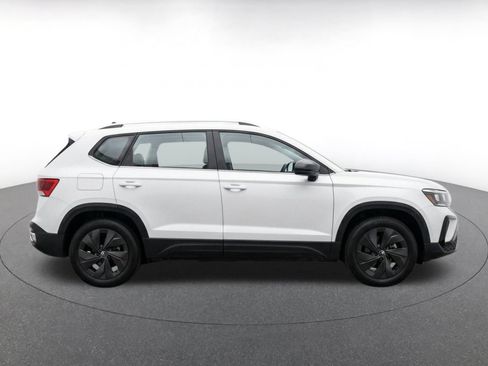Used 2026 Volkswagen Taos S FWD image 8