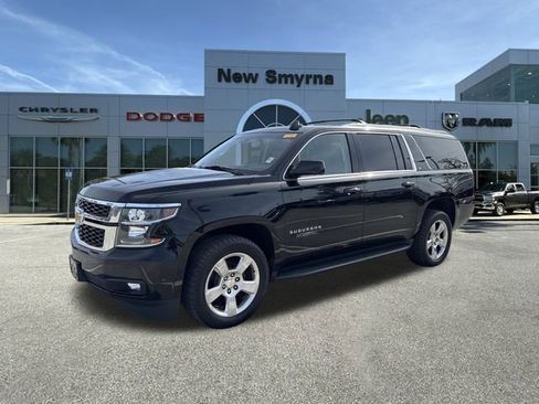 Used 2016 Chevrolet Suburban LT image 8