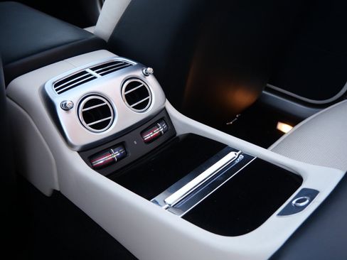 Certified 2017 Rolls-Royce Dawn image 24