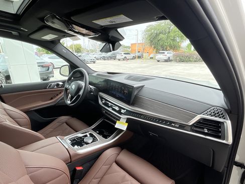New 2026 BMW X5 xDrive40i w/ Premium Package AWD/4WD image 21