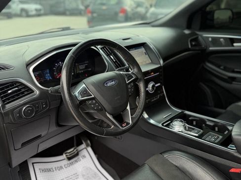 Used 2019 Ford Edge ST w/ Equipment Group 401A image 11
