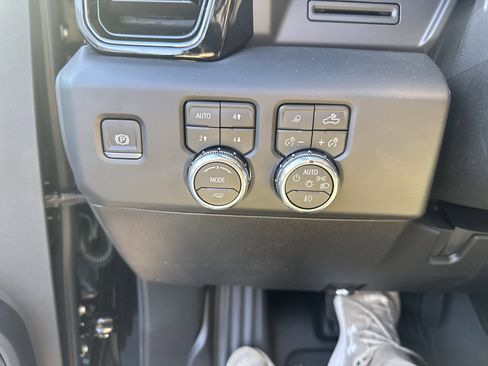 New 2026 GMC Sierra 2500 AT4 image 30